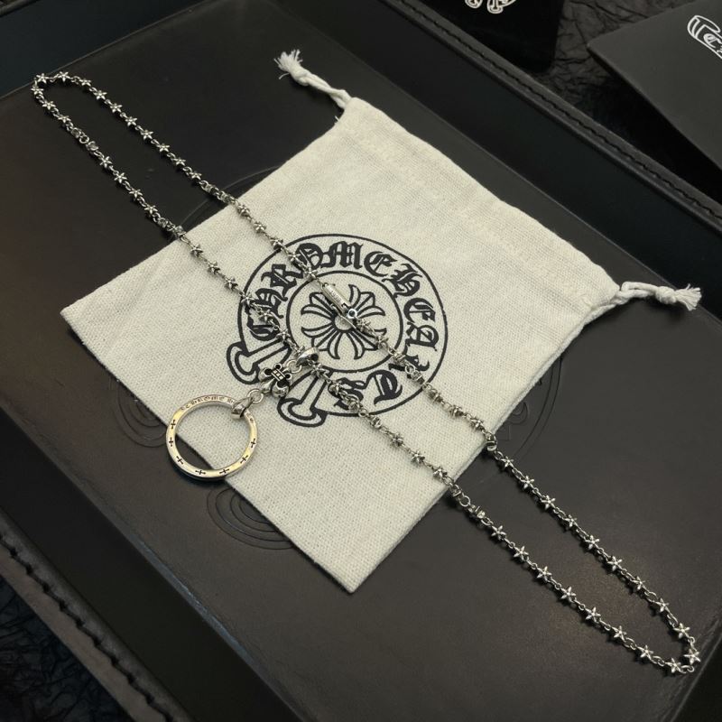 Ch*0me He**ts necklaces